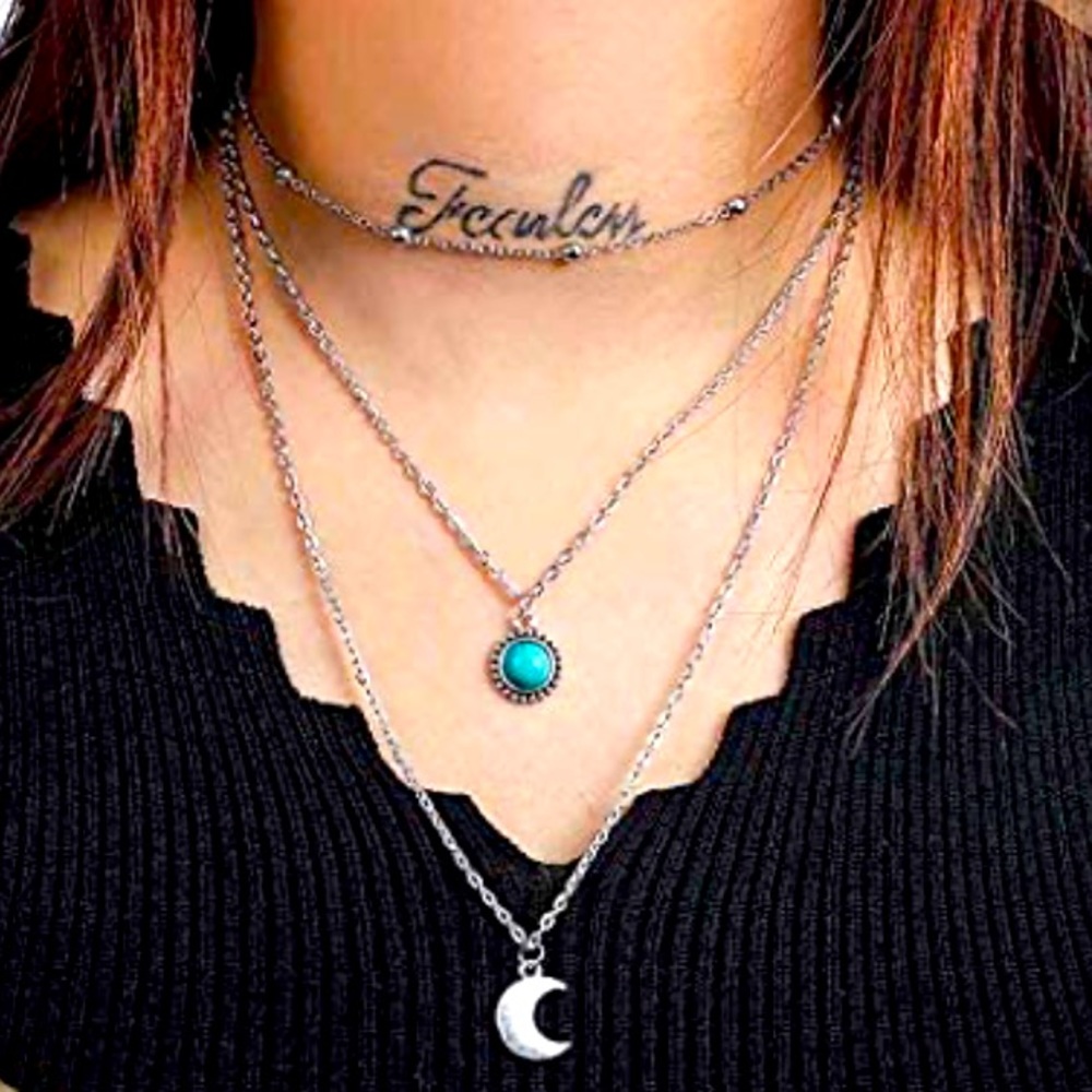 🎁 BOHO SILVER LAYERED TURQUOISE MOON NECKLACE 🌙 - Picture 5 of 6